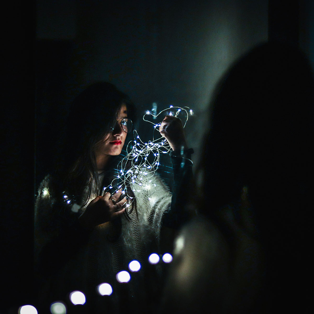 Spending the Evening at the Shisha Dance Bar in Dubai